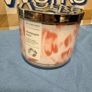 Bath & Body Works Champagne Toast 3-wick Candle